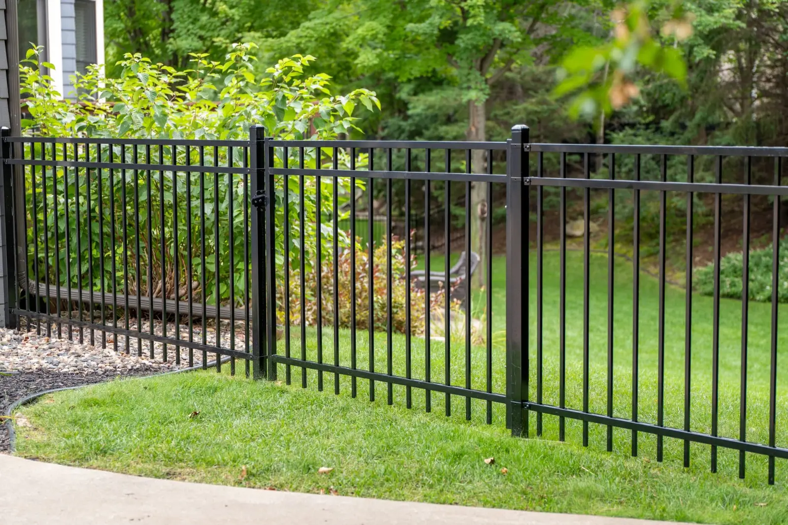 Custom Fencing