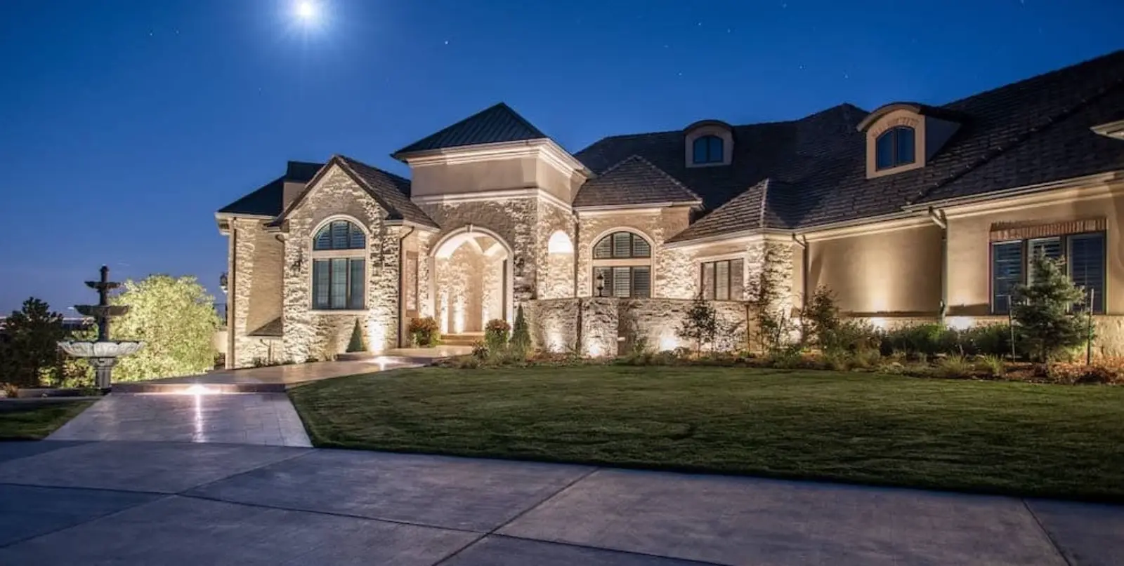 Outdoor & Landscape Lighting photo 1