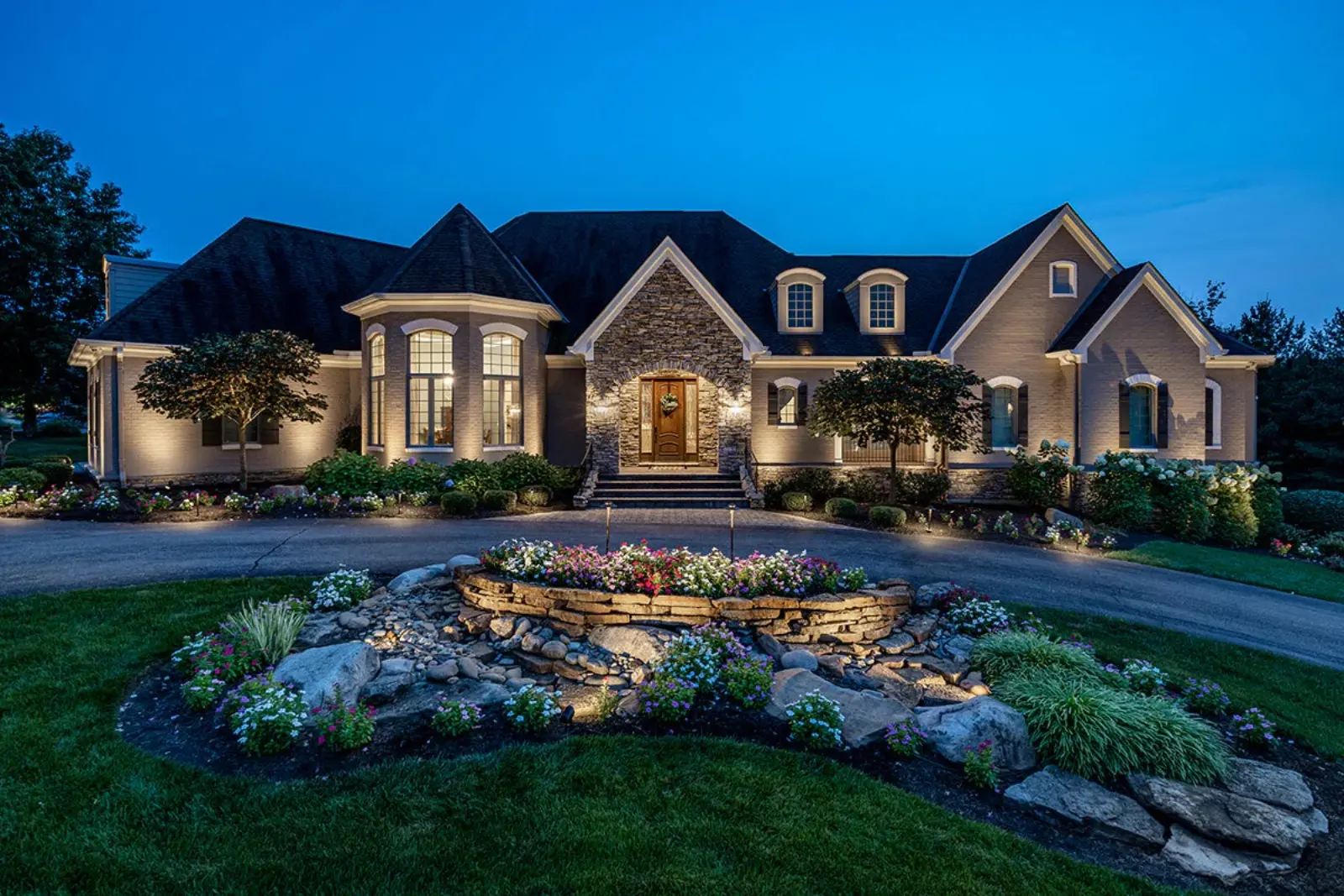 Outdoor & Landscape Lighting photo 2